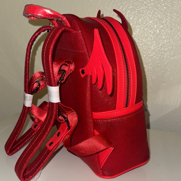 Loungefly Kronk Devil emperor’s new groove backpack - Picture 5 of 8